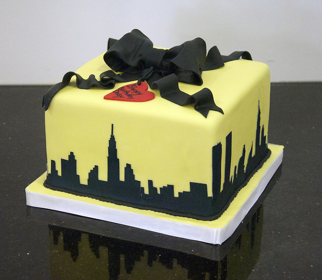NYC Birthday cake - Walks of New York