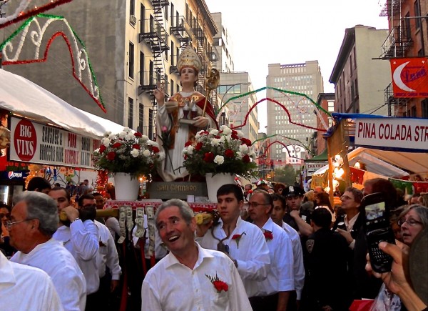 El pequeño festival italiano de San Gennaro, Nueva York